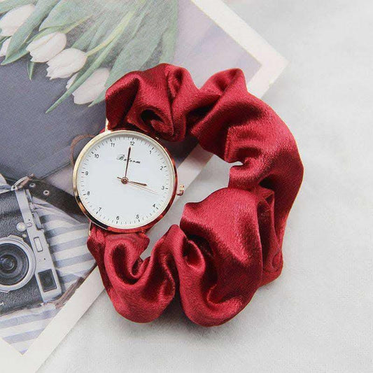 Women's Quartz Water Resistant Bracelet Watch - 1pc Round Dial in Maroon